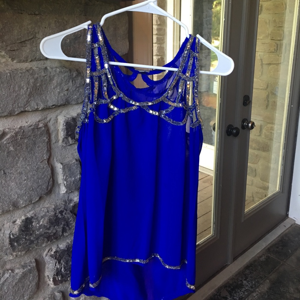 blue top